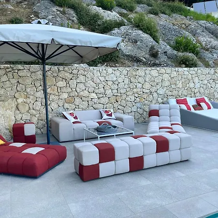 Ionian Grand - Naya *